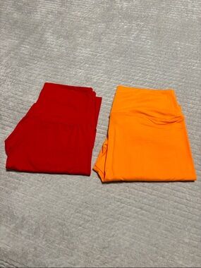 Women’s Stretch Active Bottoms in Red and Orange - Unbranded
